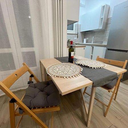 Appartamento Nel Borgo Турин Экстерьер фото